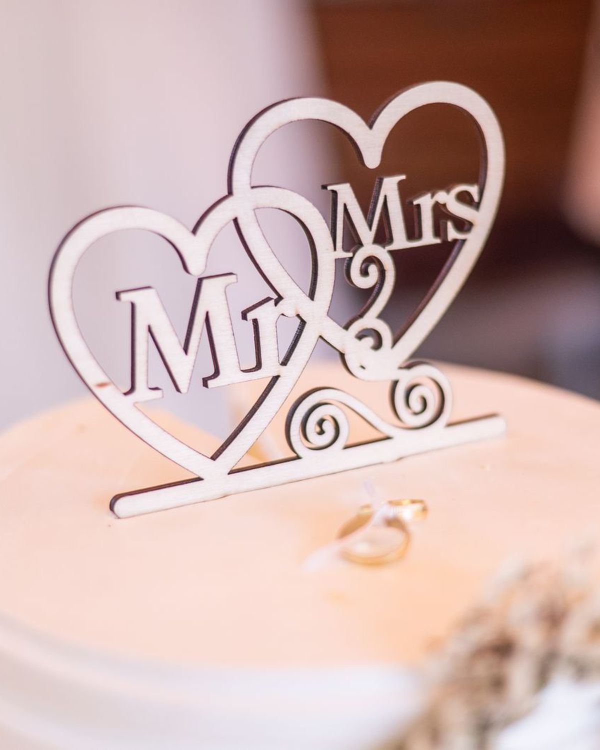 Wooden Mr and Mrs cake topper